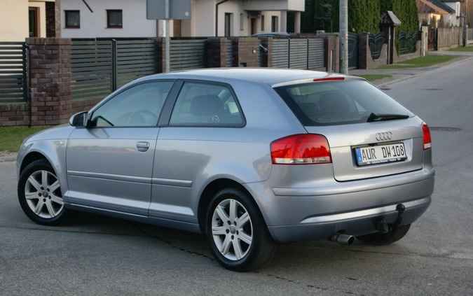 Audi A3 cena 11990 przebieg: 194000, rok produkcji 2003 z Szczytna małe 352